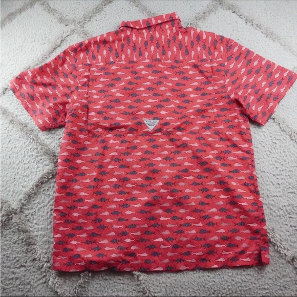 Columbia PFG Button Up Shirt Mens Large Red USA flag Fish Print Vented Fishing - Picture 11 of 12